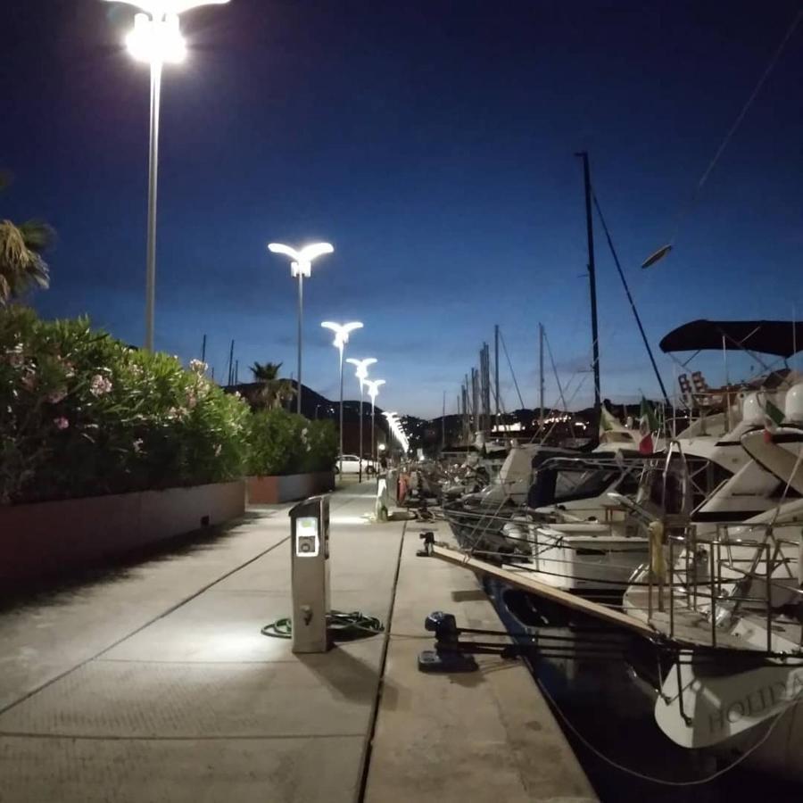 Bed And Boat Holiday Hotel La Spezia Exterior foto